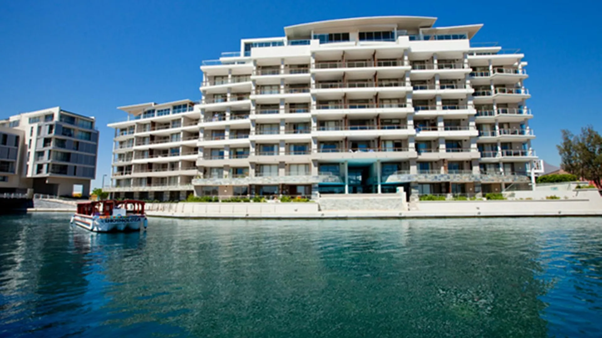 Apartment 702 Canal Quays Cape Town